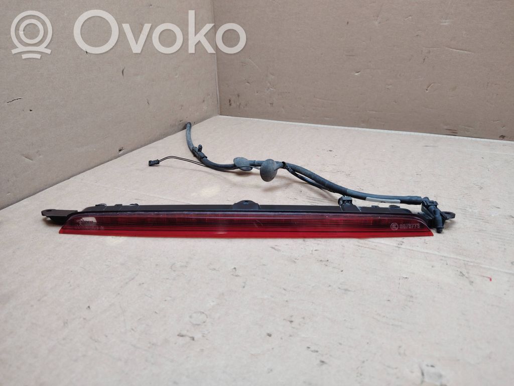 BMW i3 Third/center stoplight 