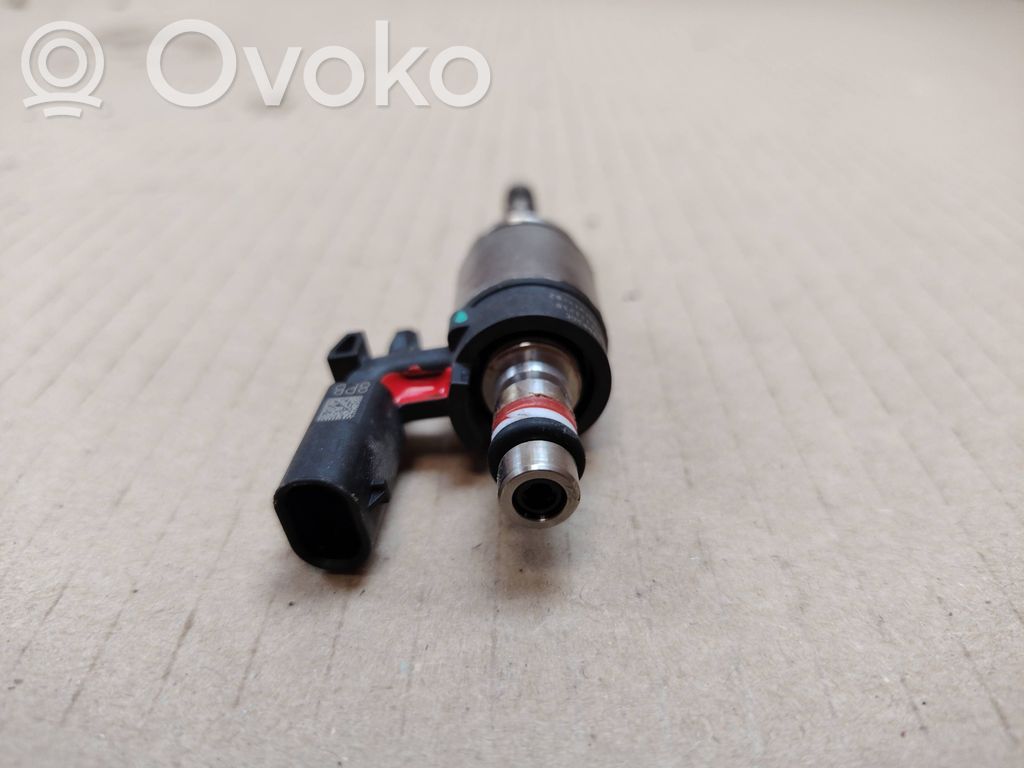 Volkswagen Golf VII Inyector de combustible 