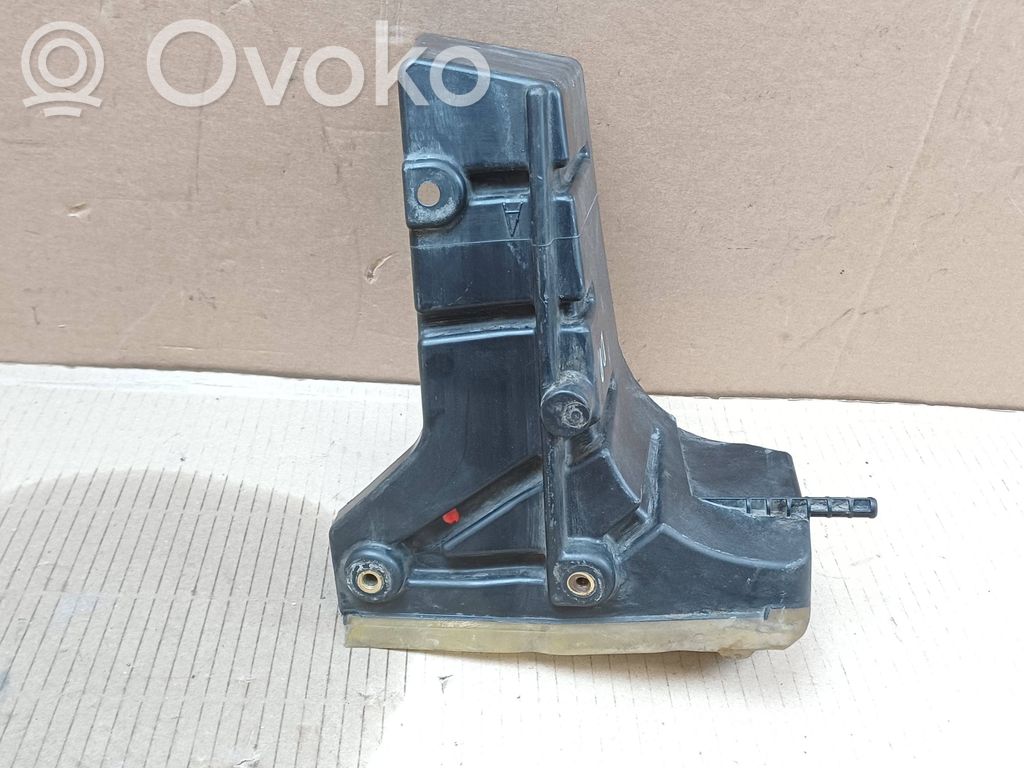 Muu moottoritilan osa   9802767880