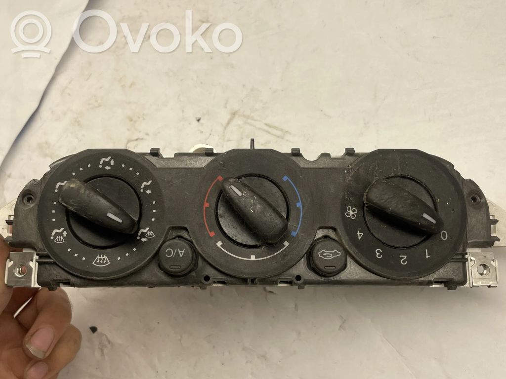 Climate control unit   3M5T19980BD
