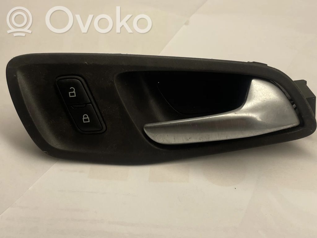 Manecilla interna puerta delantera   BK21V22601BB