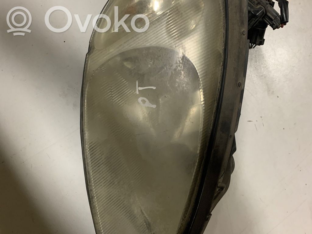 Chrysler PT Cruiser Headlight/headlamp 