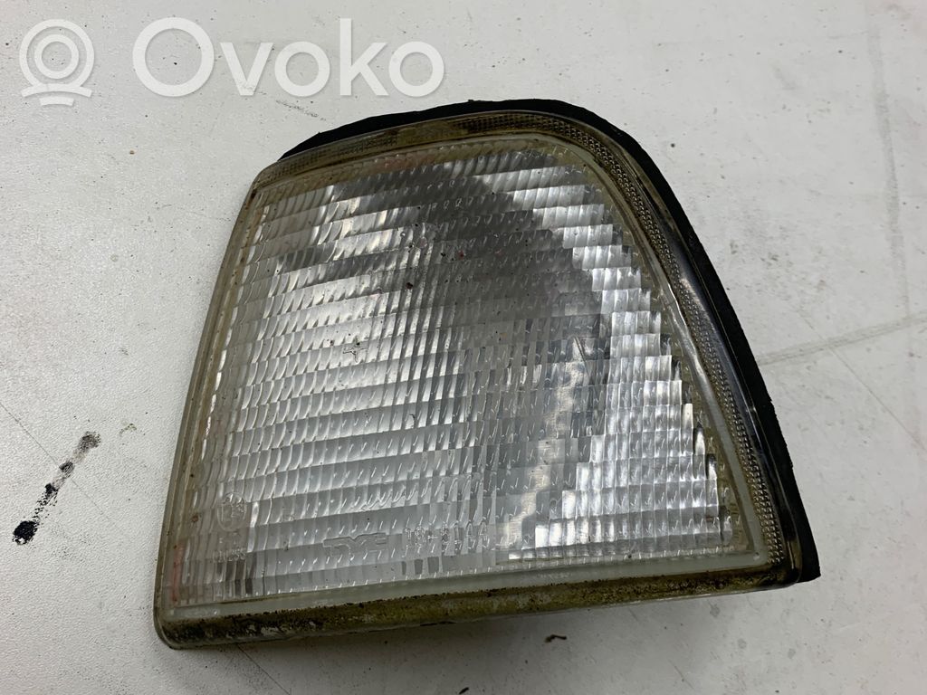 Audi 80 90 S2 B4 Front indicator light 