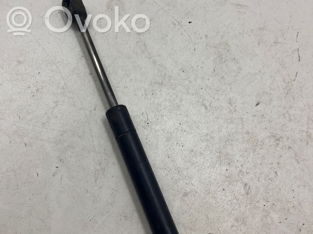 Volkswagen PASSAT B5 Ammortizzatore portellone posteriore/bagagliaio 