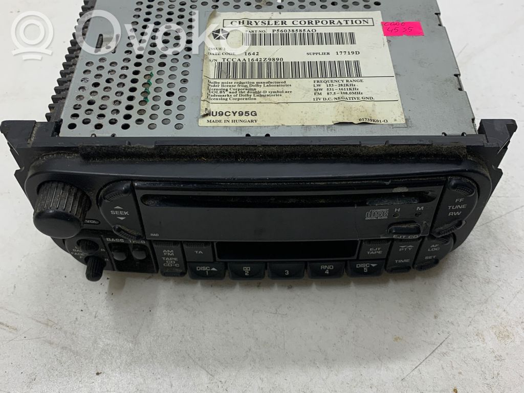 Chrysler Voyager Radio/CD/DVD/GPS head unit 
