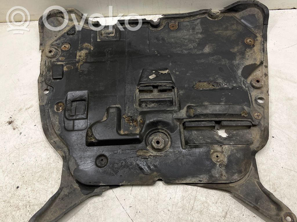 Volvo S60 Engine splash shield/under tray 