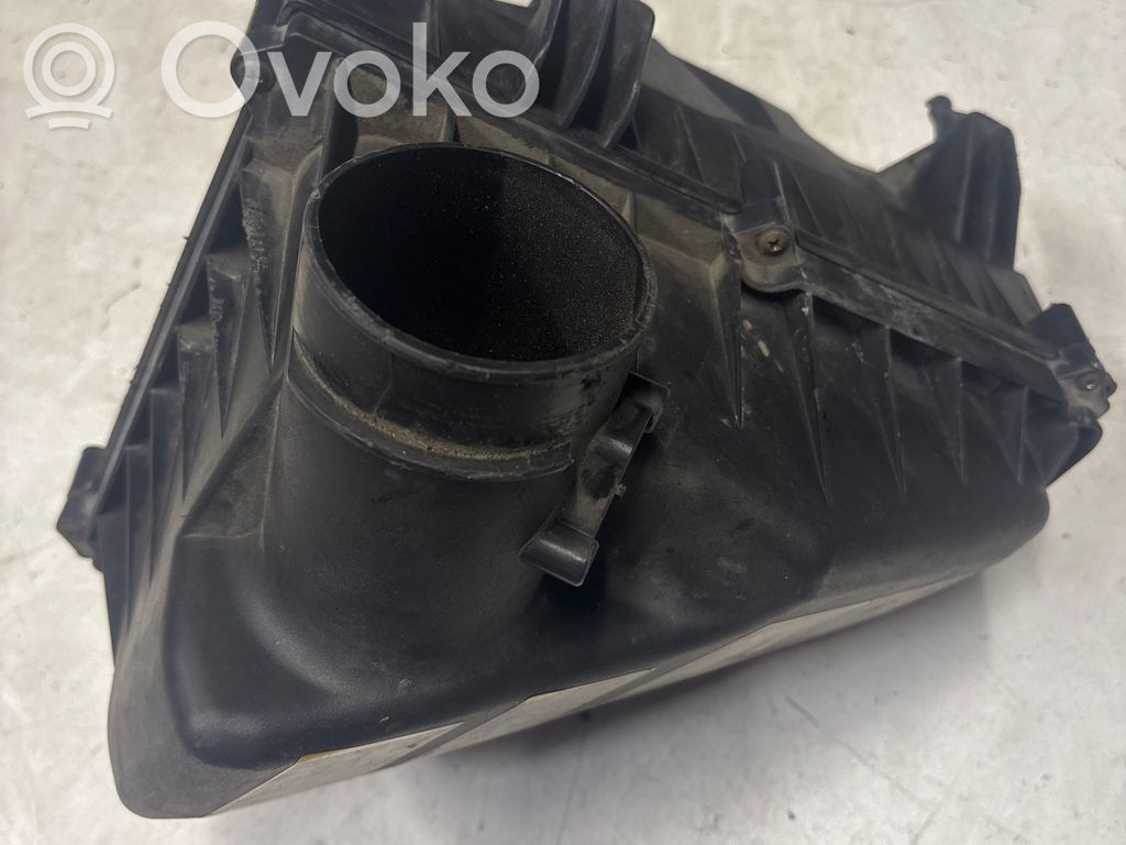 Ford S-MAX Air filter box 