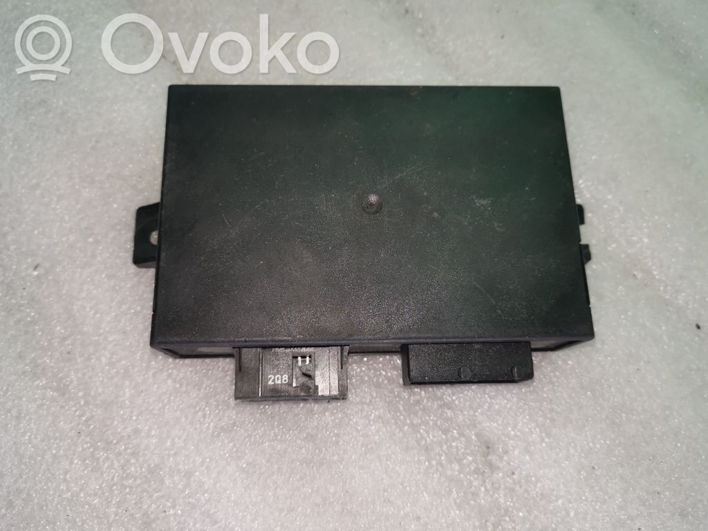 BMW 3 E36 Komforto modulis 