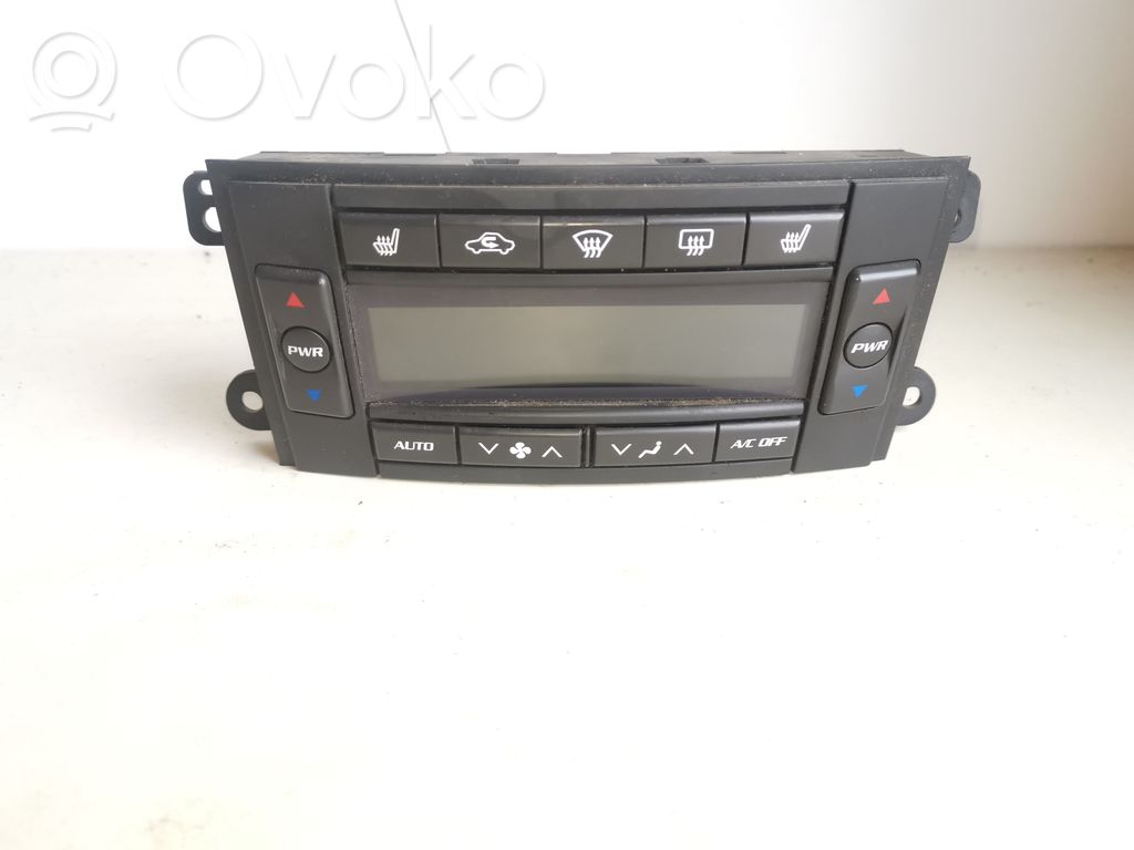 Cadillac CTS Climate control unit 