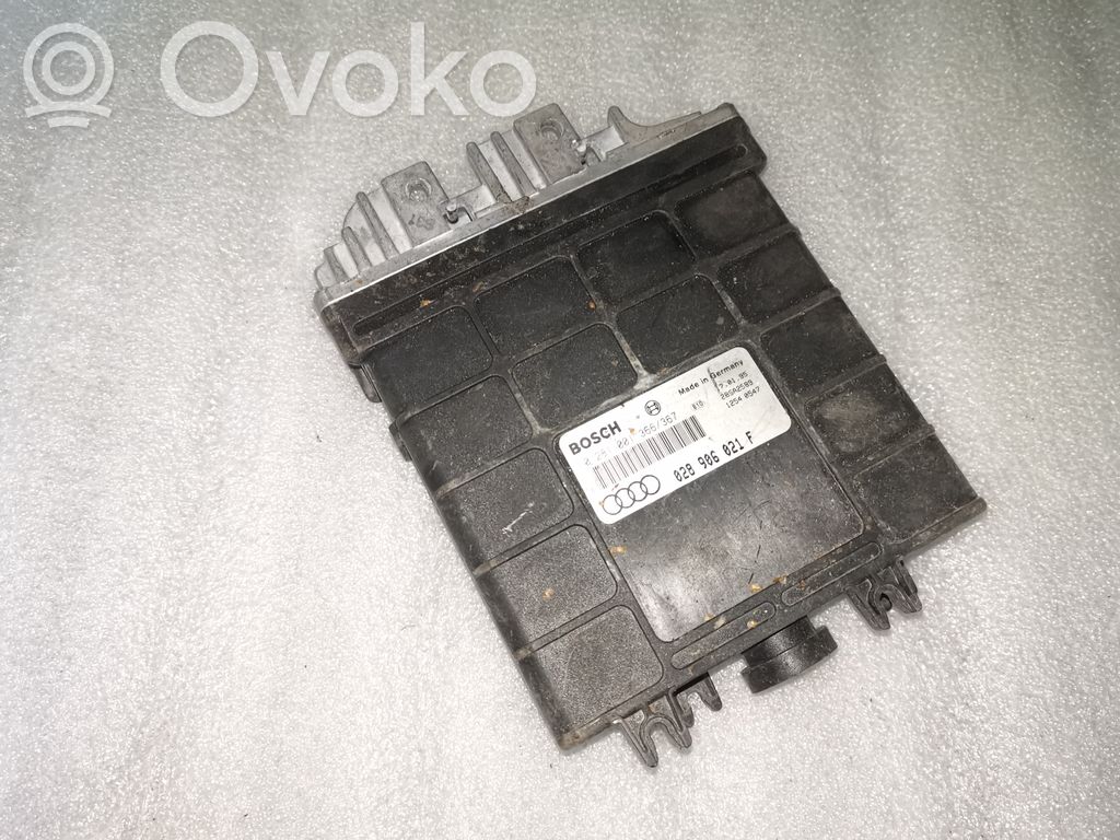 Audi A4 S4 B5 8D Sterownik / Moduł ECU 