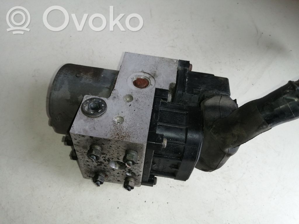 Toyota Avensis T220 ABS Pump 