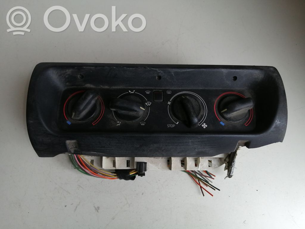 Renault Safrane Climate control unit 