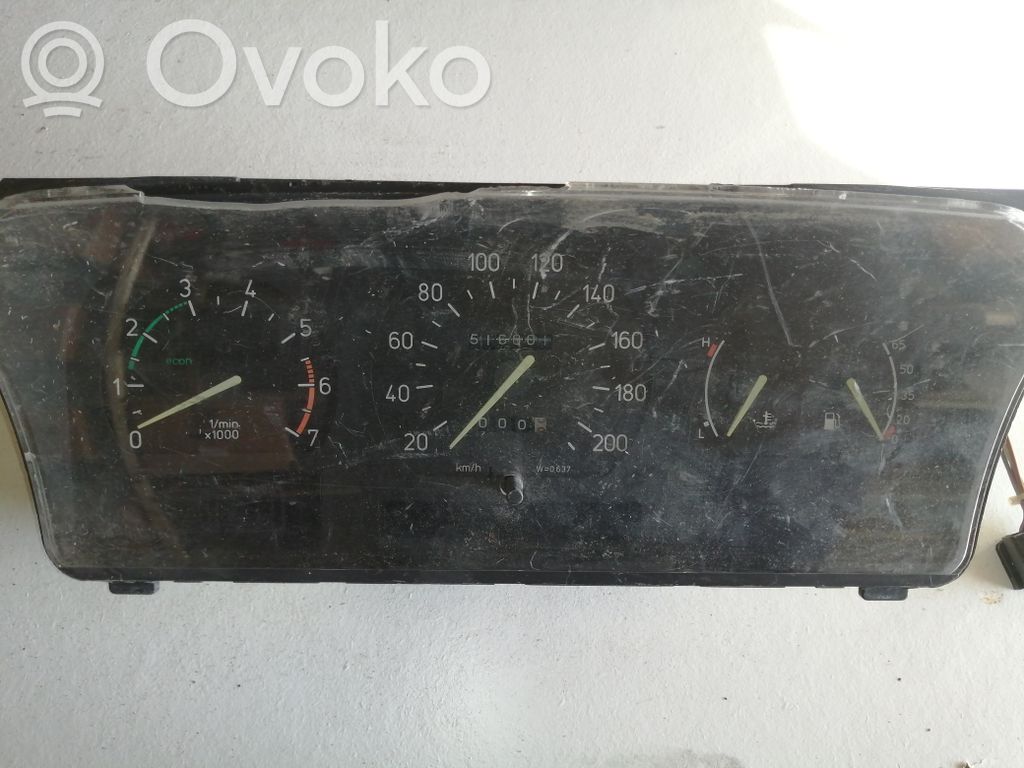 Speedometer (instrument cluster)   719608,9519000