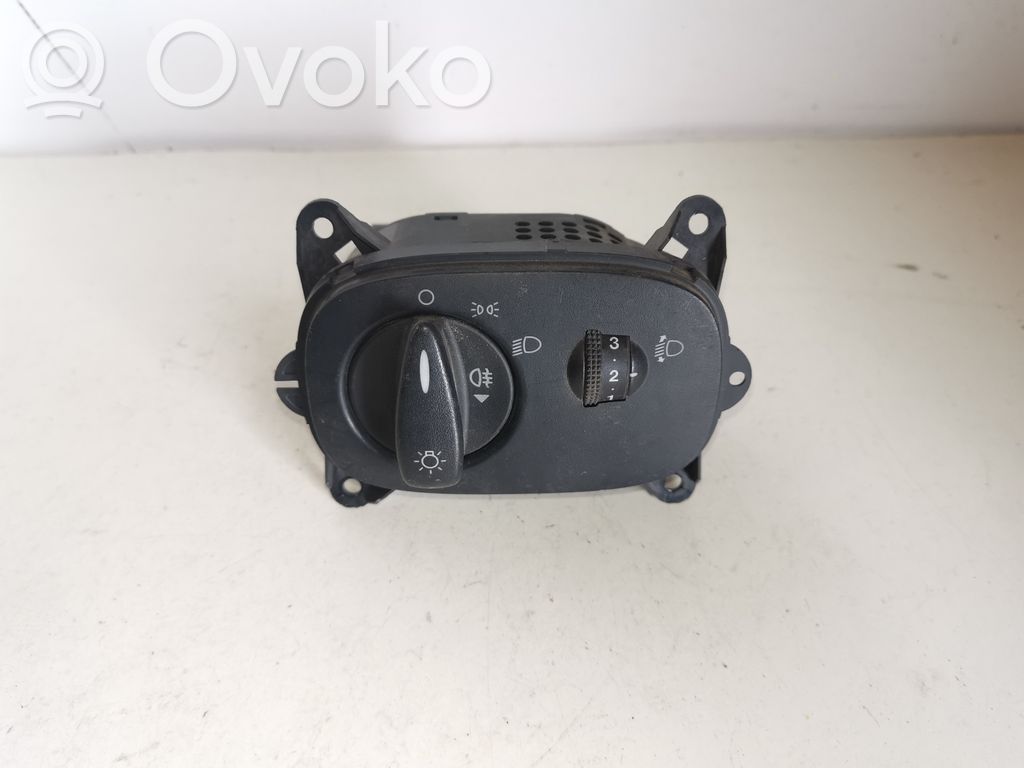 Lukturu slēdzis   YC1T13A024BB