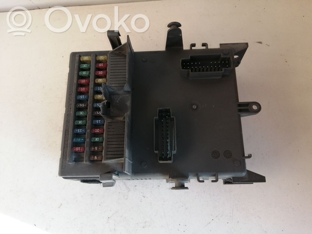 Renault Laguna II Fuse module 