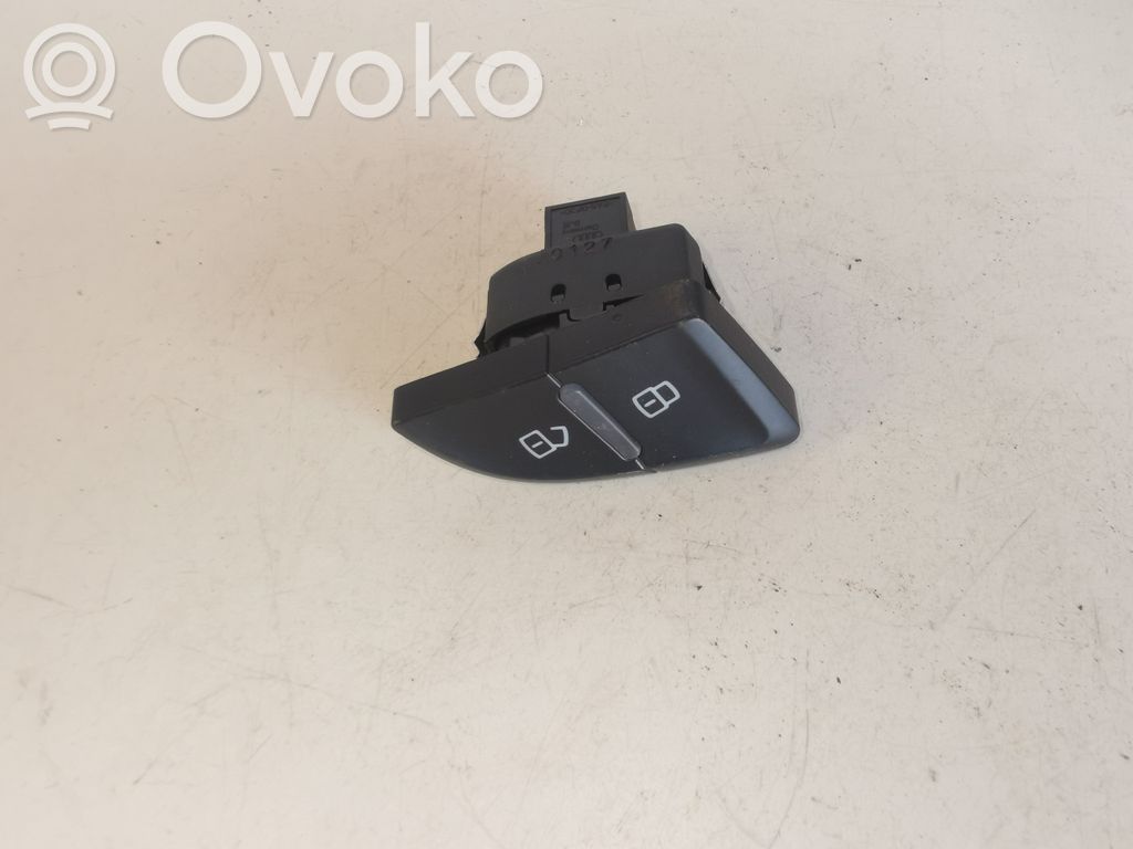 Central locking switch button   8K1962107A