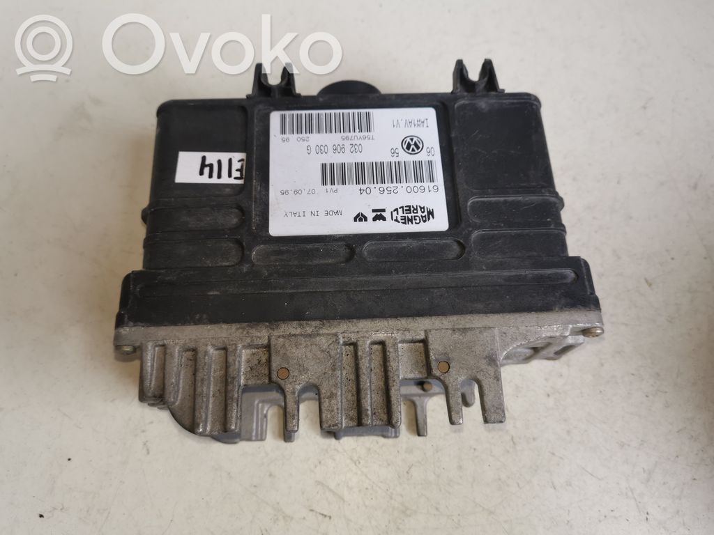 Volkswagen Golf III Engine control unit/module 