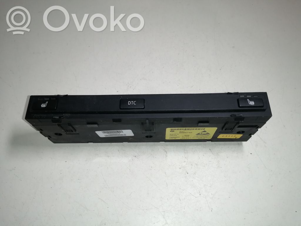 BMW 5 E60 E61 Seat heating switch 
