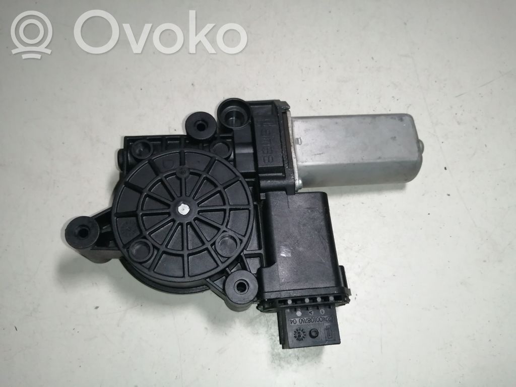 Opel Corsa D Silnik regulatora szyby drzwi przednich 