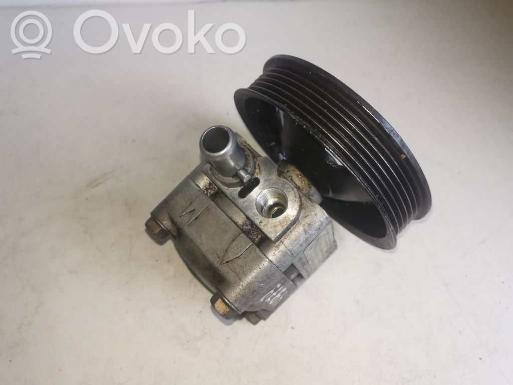 Volvo S70  V70  V70 XC Power steering pump 