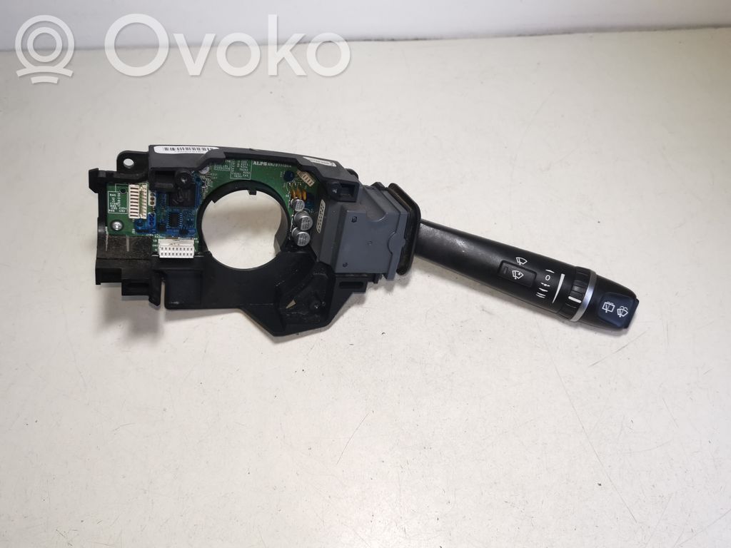 Volvo XC90 Wiper control stalk 