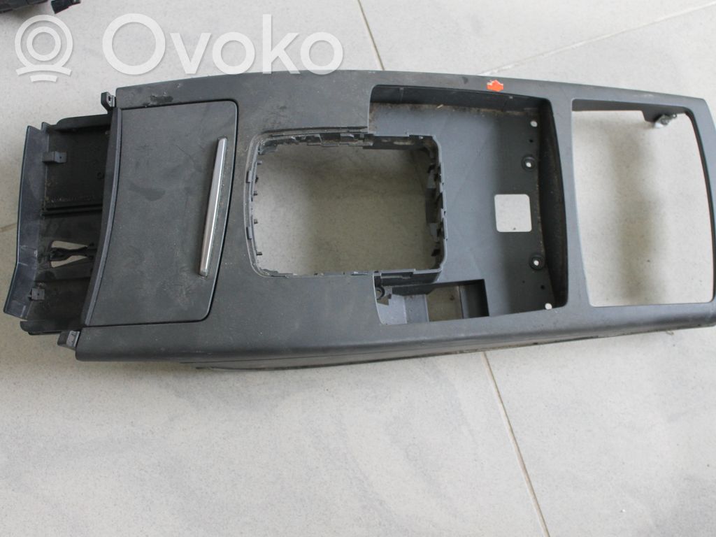 Consola central   4F1864261H,4F1857951A