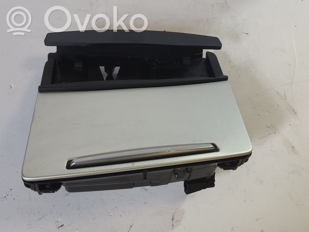 Audi A6 S6 C6 4F Ashtray (front) 