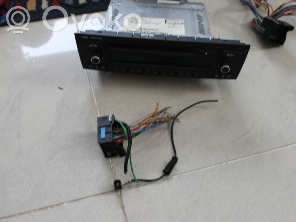 Kabelbaum des Soundsystems   106887,65129258164,9258164