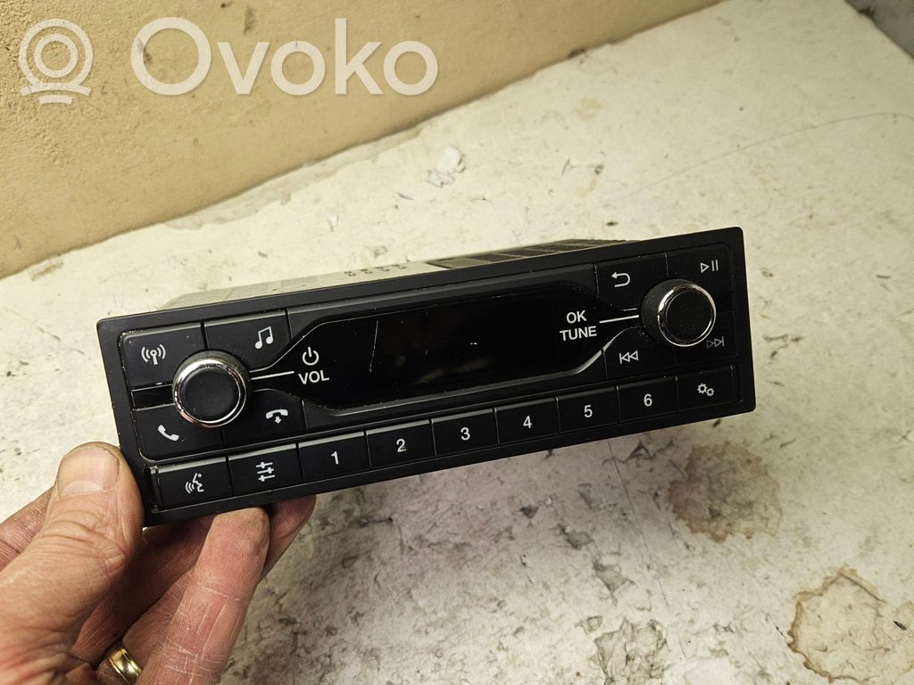 Ford Transit Custom Radio / CD/DVD atskaņotājs / navigācija 