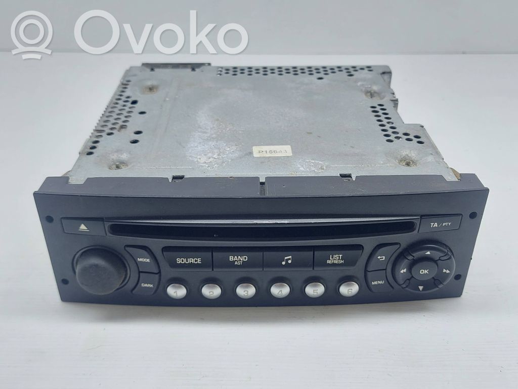 Peugeot Partner Radio/CD/DVD/GPS head unit 