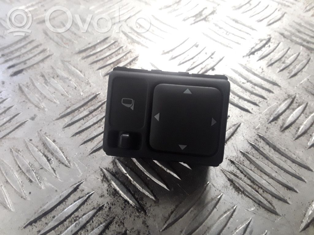 Nissan X-Trail T30 Wing mirror switch 