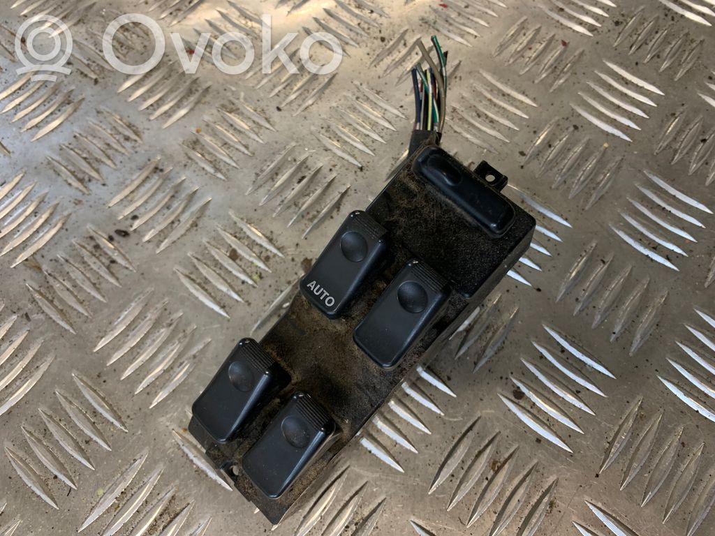 Mazda 323 Electric window control switch 