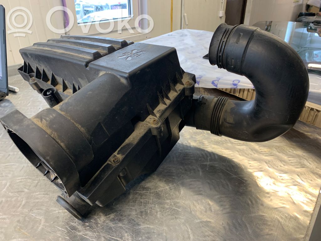 Volkswagen PASSAT B6 Scatola del filtro dell’aria 