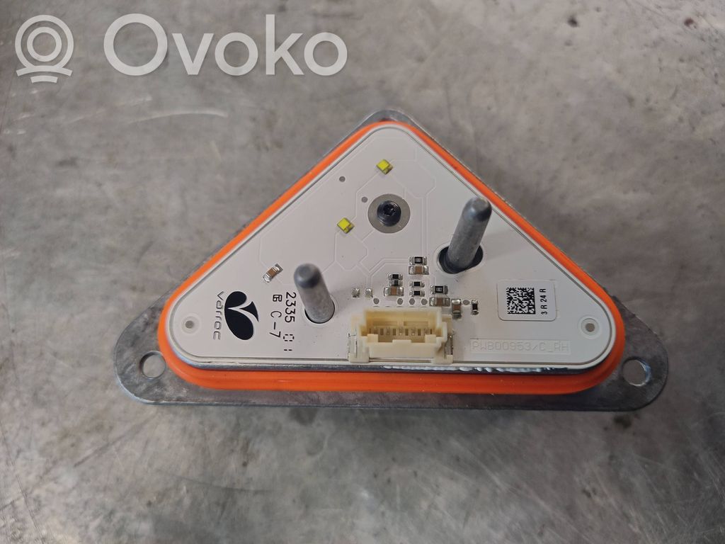 Renault Master III LED-liitäntälaitteen ohjausmoduuli 