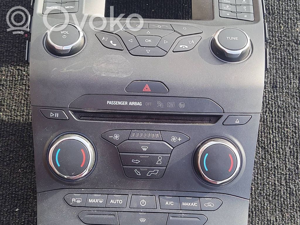 Climate control unit   EM2T18E245BJ