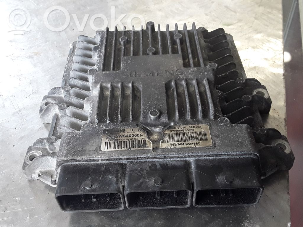 Citroen C6 Engine control unit/module 