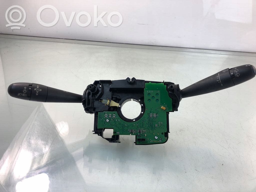 Citroen C4 II Wiper turn signal indicator stalk/switch 