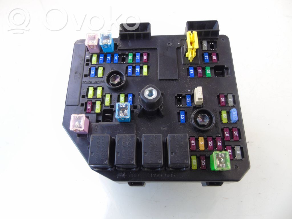 Chevrolet Captiva Fuse module 