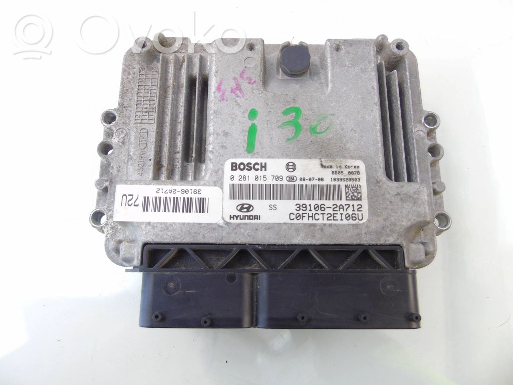 Hyundai i30 Engine control unit/module 