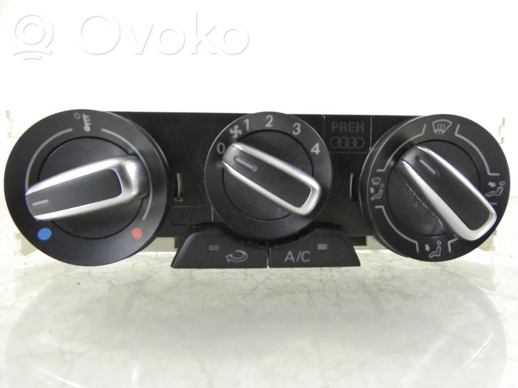 Audi A1 Climate control unit 