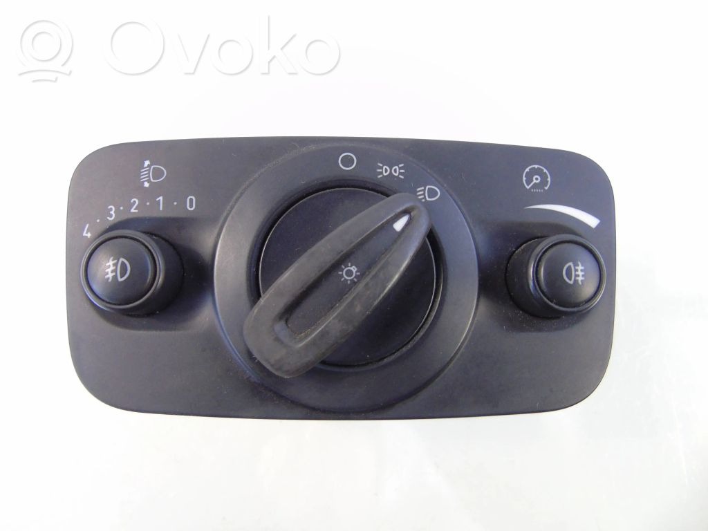 Ford C-MAX II Light switch 