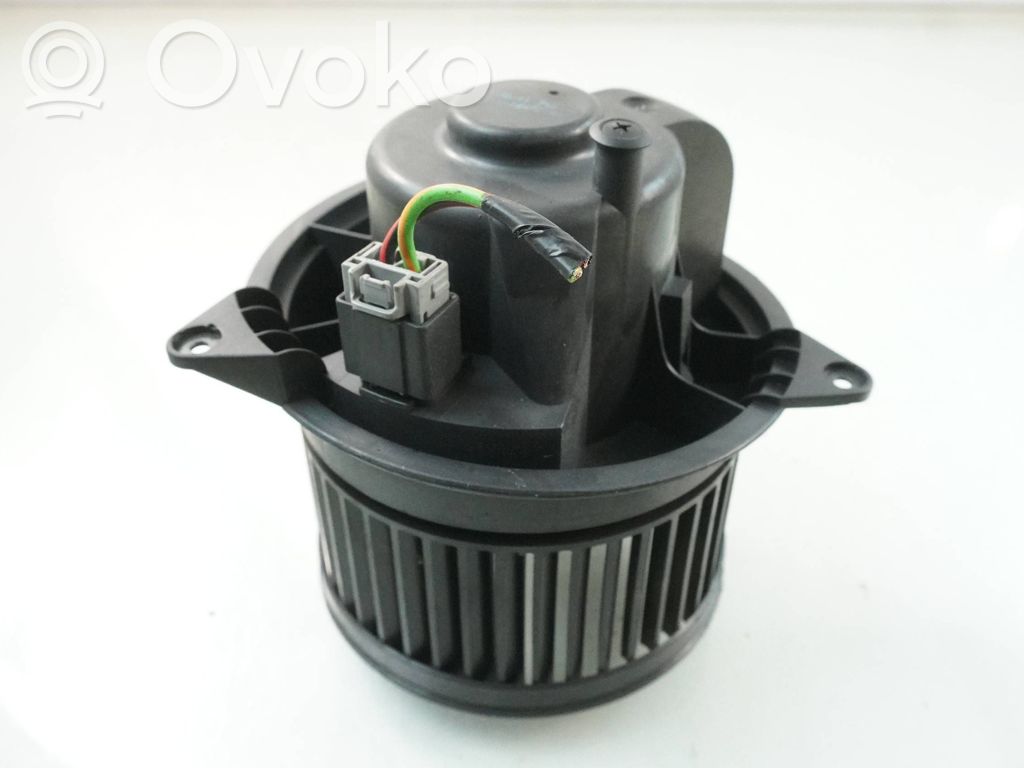Ford Connect Mazā radiatora ventilators 
