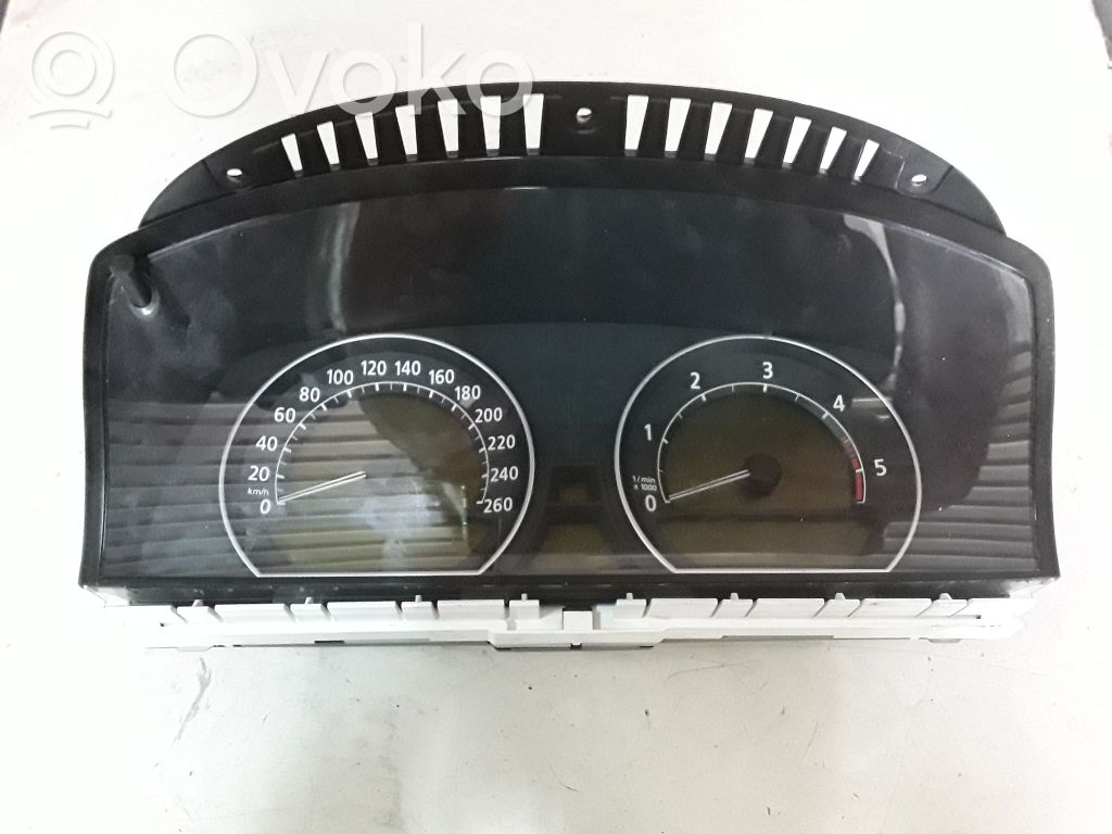 Geschwindigkeitsmesser Cockpit   6956632,306D3,6956632