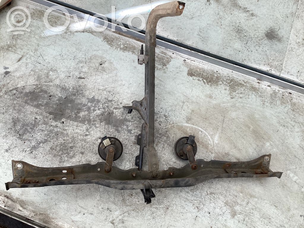 Toyota Avensis T250 Radiatoru paneļa turētājs (televizora) 