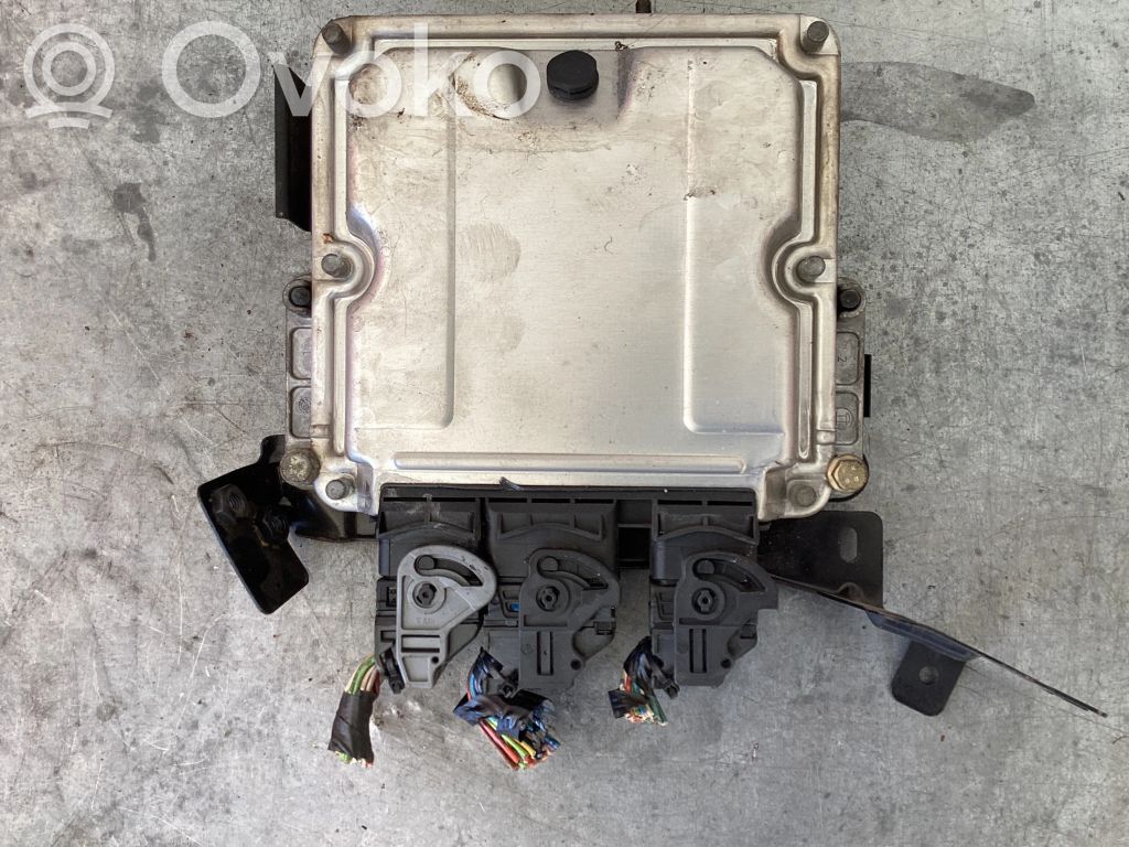 Peugeot 607 Engine control unit/module 