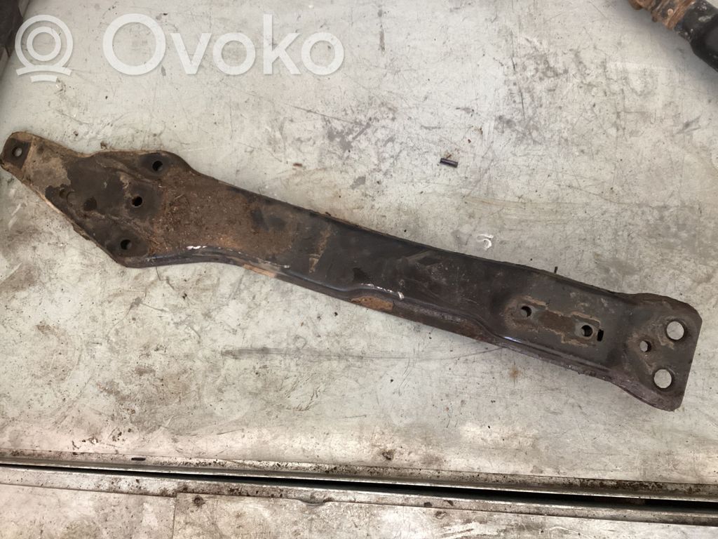 Front lower control arm/wishbone