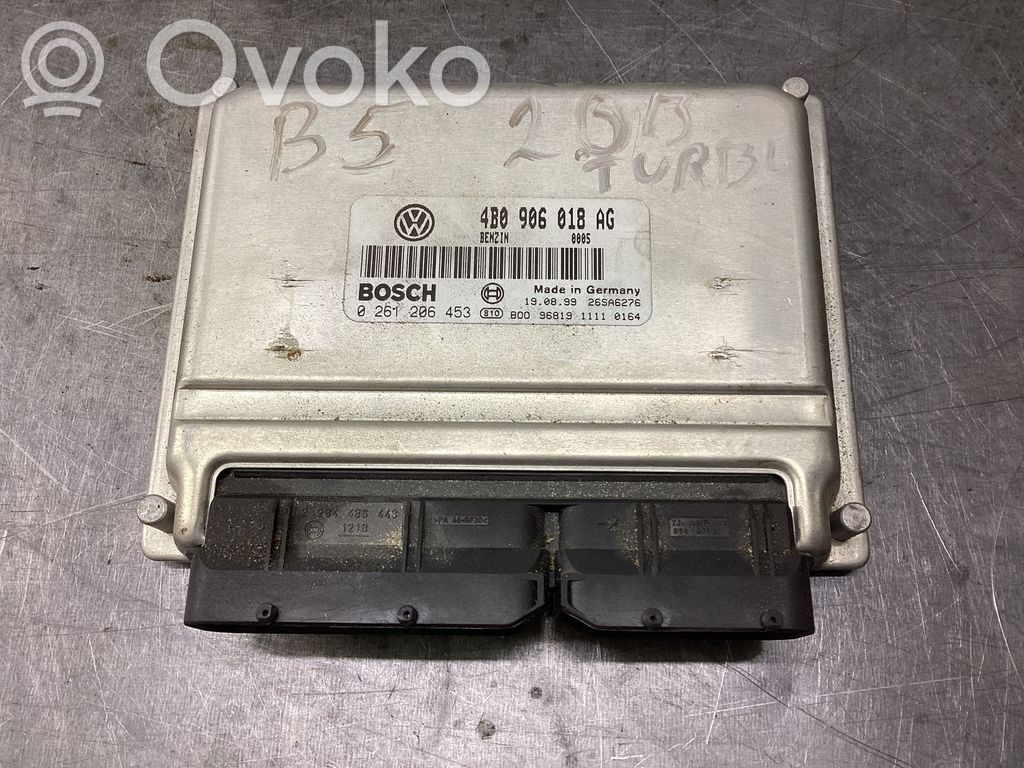 Volkswagen PASSAT B5 Engine control unit/module 