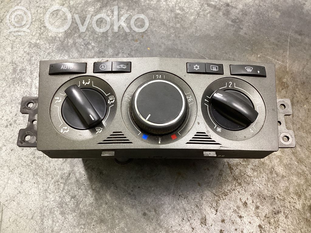 Opel Antara Climate control unit 