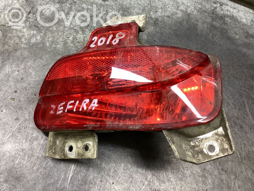 Opel Zafira C Reflector spate 
