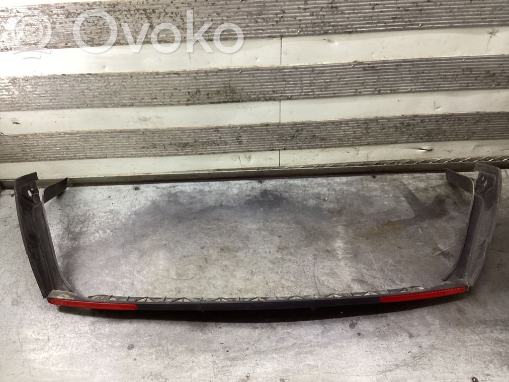 Audi A8 S8 D3 4E Modanatura della barra di rivestimento del paraurti anteriore 